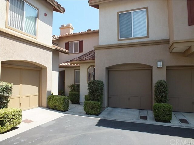 Primary Photo - 201 California Ct