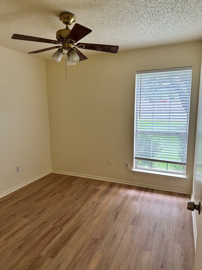 Foto del edificio - 3203 Palo Duro Ct