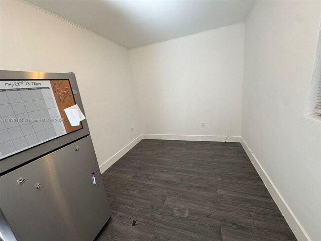 Foto del edificio - 2700 SW 62nd Ave