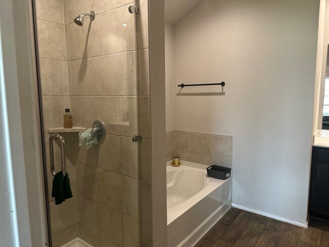 Building Photo - 4434 Navelli Way