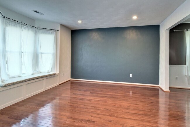 Foto del edificio - Great Corner Lot in Kiln Creek