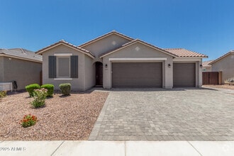 Building Photo - 17973 W Ashley Dr