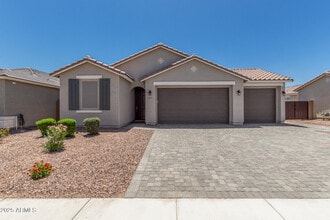 Building Photo - 17973 W Ashley Dr
