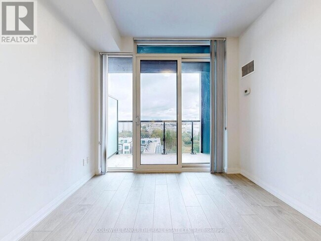 Building Photo - 7895 Jane St