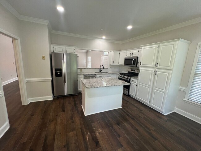 Building Photo - House in The Cardinal