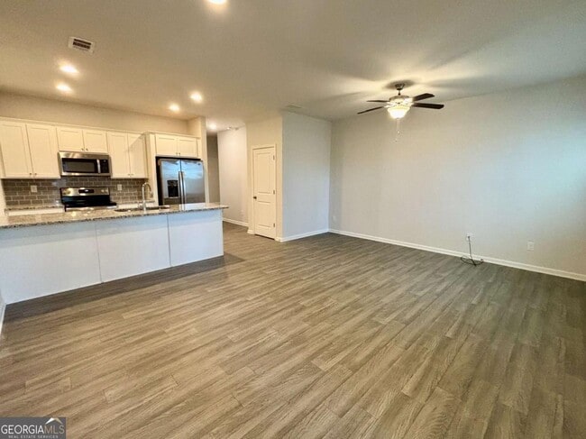 Building Photo - 2809 Ridgeview Dr