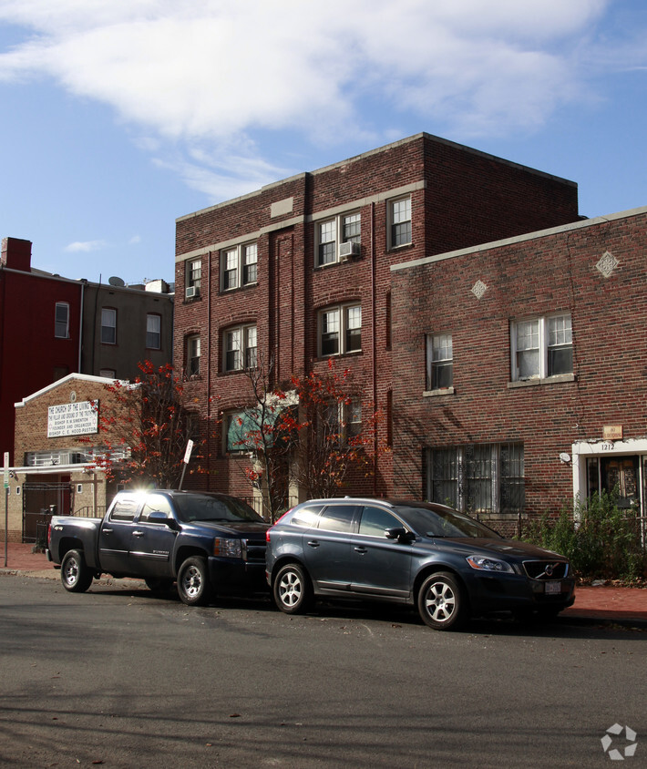 Building Photo - 1210 4th St NW