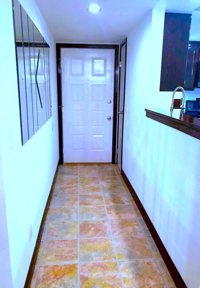 Foto del edificio - 2941 Country Manor Ln