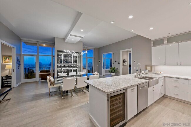 Foto del edificio - 550 Front St