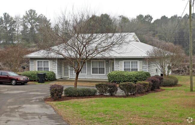 Cottages Of Glenda Apartments Tallahassee Fl Apartments Com