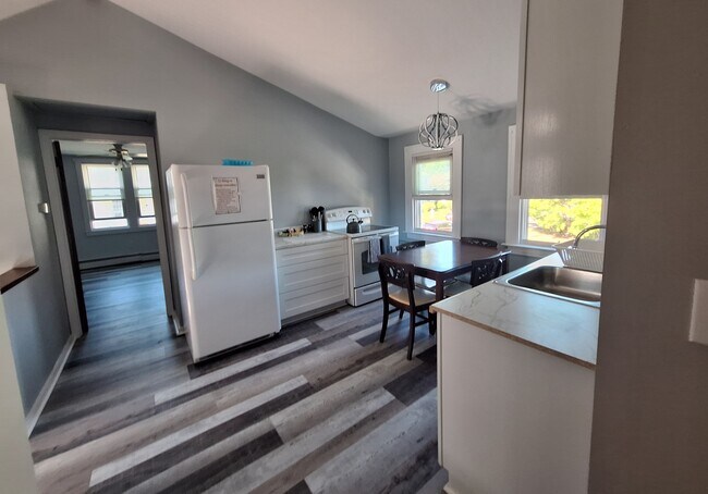 Foto del edificio - 125 Hemlock St