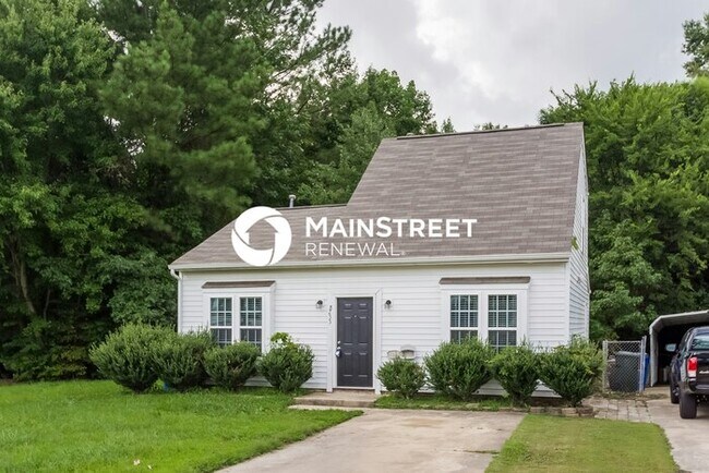 Foto del edificio - 3 Bedroom Pet-Friendly Home in Raleigh, NC with Main Street Renewal