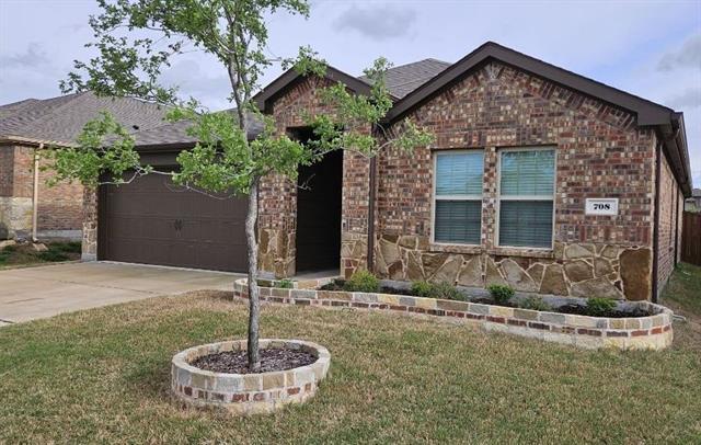 Building Photo - 708 English Dr