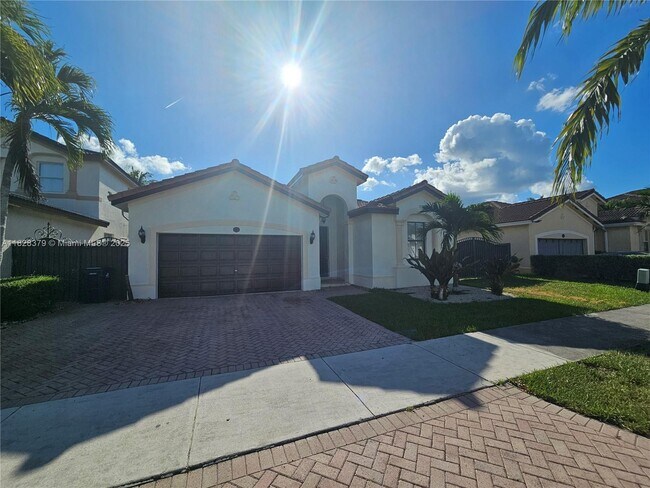 Foto del edificio - 5450 SW 165th Ct
