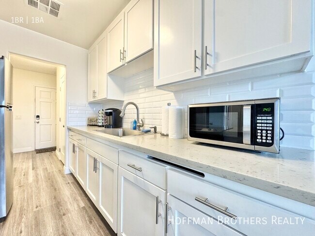 Foto del edificio - 1625 Victory Blvd