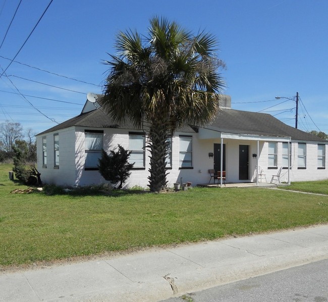 Building Photo - Clearview Homes