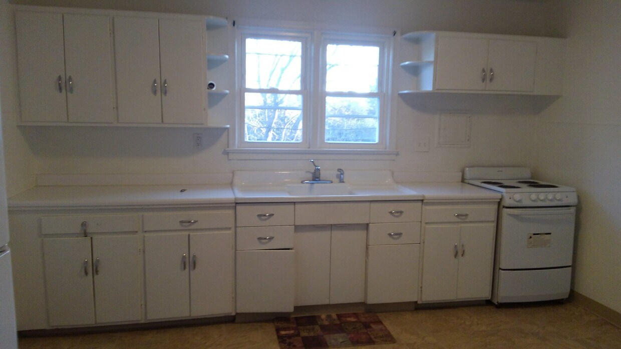 Primary Photo - 56 Linwood Ave