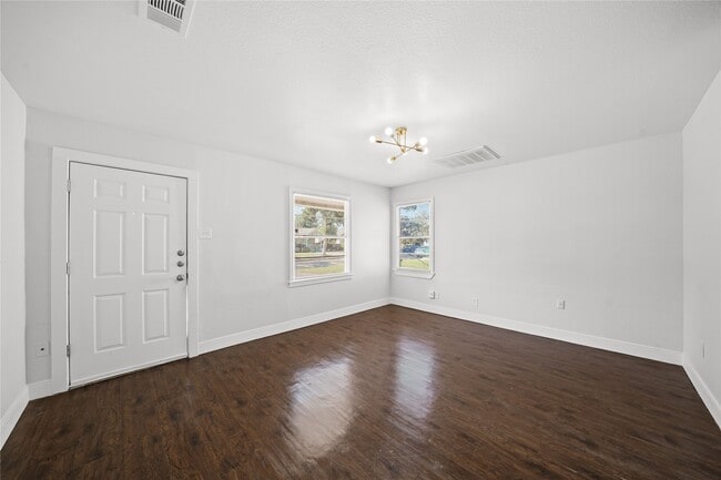 Foto del edificio - 3109 Fern St