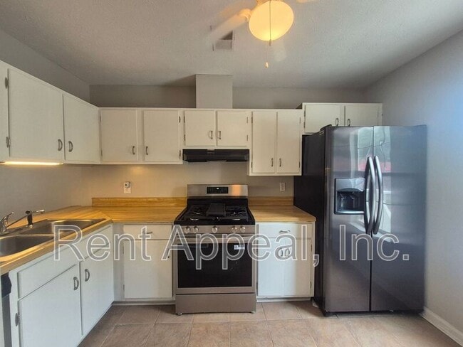 Foto del edificio - 3398 Misty Harbor Trail
