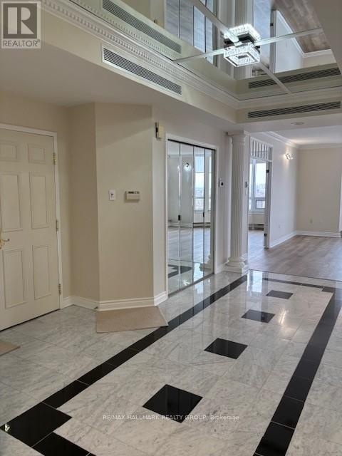 Photo du bâtiment - 1480 Riverside Dr.