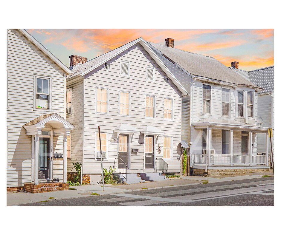 251 Chambersburg St, Gettysburg, PA 17325 House Rental in Gettysburg