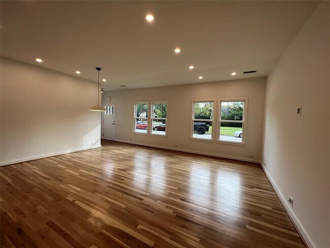 Foto del edificio - 1401 Branard St