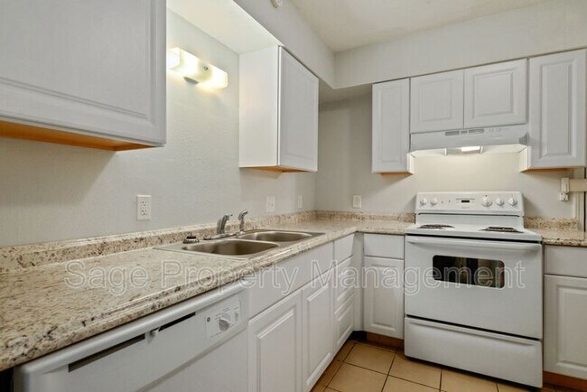 Building Photo - 3534 Yorkfield Dr