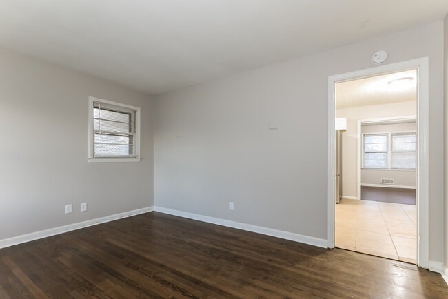 Building Photo - 1650 Bagpipe Pl