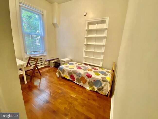 Foto del edificio - 509 S 41st St