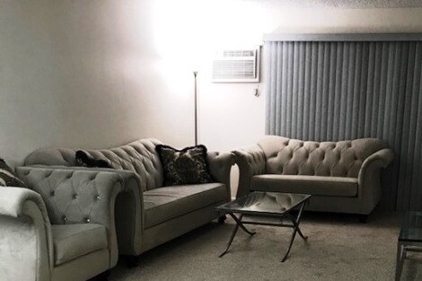 Foto del edificio - 1828 Camden Ave