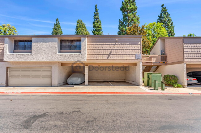 Building Photo - 26701 Quail Crk