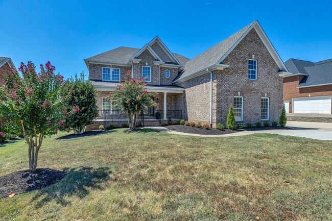 Building Photo - Luxury 4BR Home with River Views & Entertainer’s Bonus Room