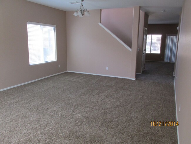 Building Photo - Spacious 4 Bedroom home in Johnson Ranch