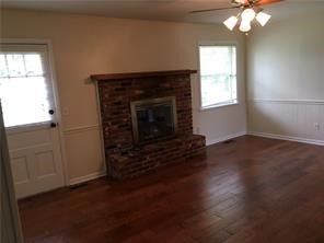 Building Photo - 2106 Pin Oak Dr
