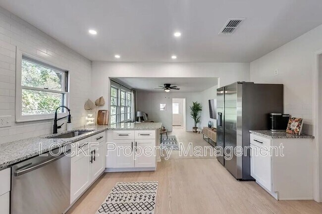 Foto del edificio - 209 Westfork Dr