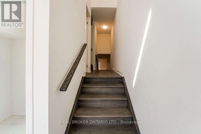 Building Photo - 34 Totten Trl