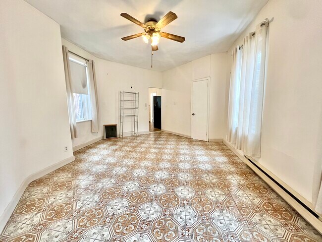Foto del edificio - 84 N Margin St