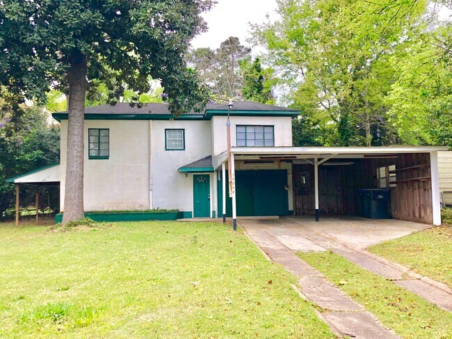 Building Photo - $850- Water Included in Rent - 1 Bedroom A...