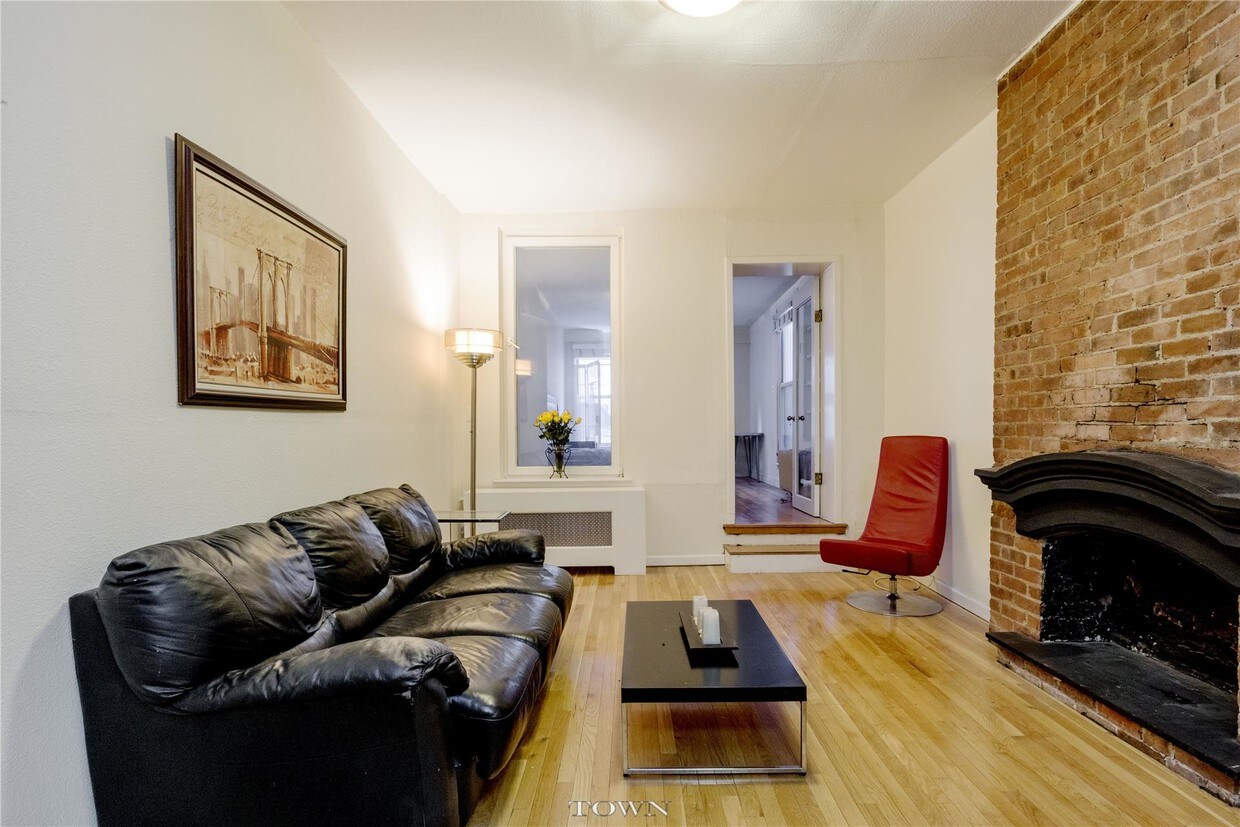 Primary Photo - 765 9th Ave
