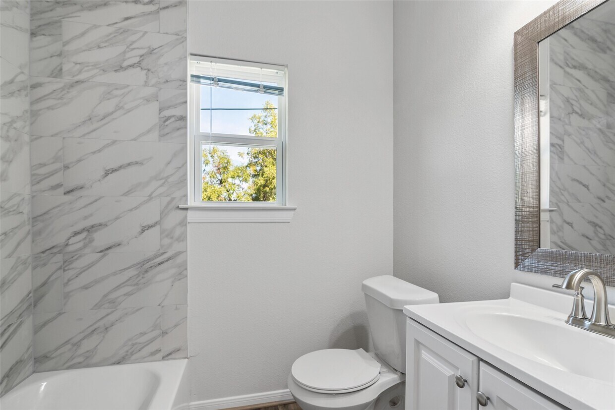 Foto del edificio - 4313 Harrisburg Blvd