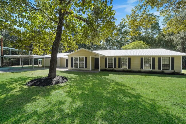 Building Photo - 23518 Forest Trail