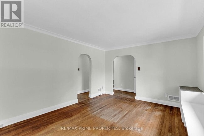 Building Photo - 332 Acton St