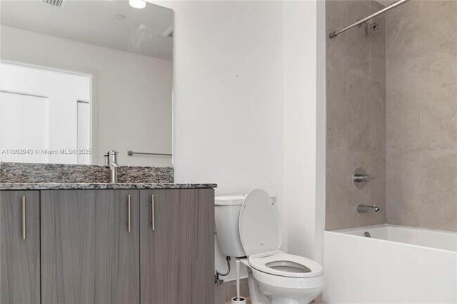Foto del edificio - 5350 NW 84th Ave