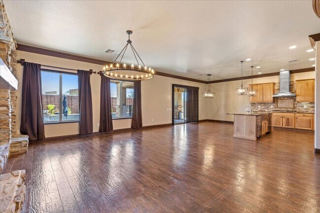 Building Photo - Exquisite Guard-Gated 3bd Luxury Home with Private Pool