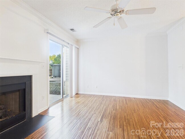 Building Photo - 609 Mountainwater Dr