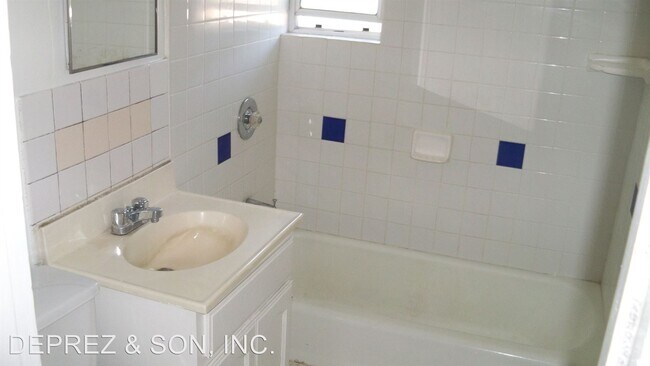 Foto del edificio - 1 br, 1 bath Apartment - 11961 KNOEFLER DR.