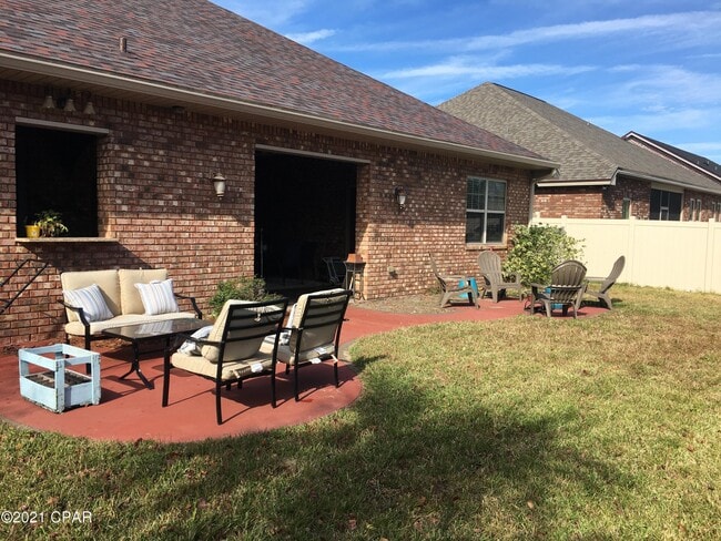Building Photo - 2719 Talon Ct