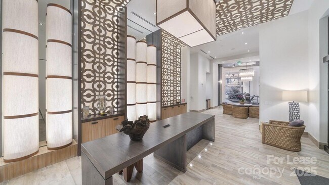 Foto del edificio - 4401 Barclay Downs Dr