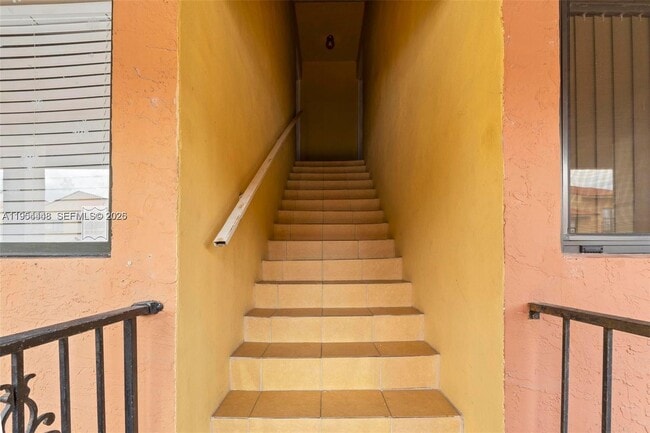 Foto del edificio - 2735 W 61st Pl