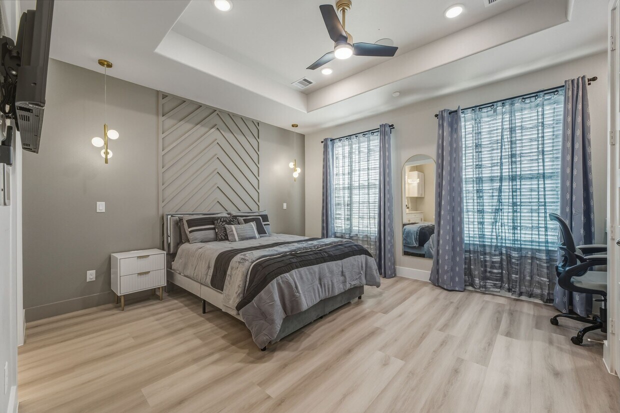 Foto del edificio - 4229 Elmwood St